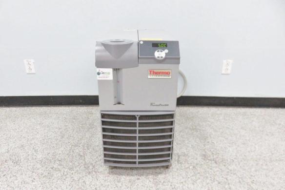 Thermo Scientific NESLAB ThermoFlex 900 / 1400 Recirculating Chillers with Precise ±0.1°C Temperature Control-cover