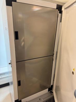 Thermo Fisher Scientific TSX40086AS -80°C Ultra Low Temperature Freezer with Dual Doors-cover