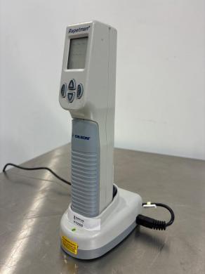Gilson Repetman Electronic Pipette with Digital Display and Charging Base-cover