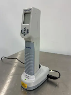 Gilson Repetman Electronic Pipette with Digital Display and Charging Base