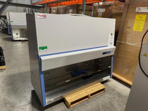Thermo 1300 Series A2 6' BioSafety Cabinet-cover