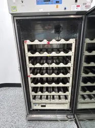 Thermo Reach-In CO2 Incubator, 4 of 4