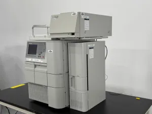 Waters Alliance e2695 High-Performance Liquid Chromatography (HPLC) Separations Module, 2 of 4