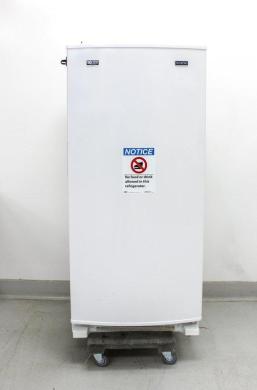Maytag 18UFA Upright Laboratory Freezer, -22°C, 120V, 2016, USA Made-cover