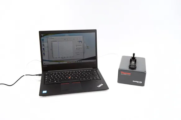 Thermo Scientific NanoDrop 3300 Microvolume Fluorescence Spectrometer Fluorometer