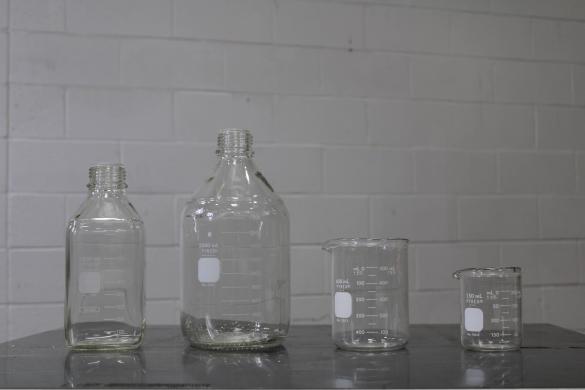 Pyrex Laboratory Glassware Set - 14 Assorted Borosilicate Beakers, Used Condition-cover