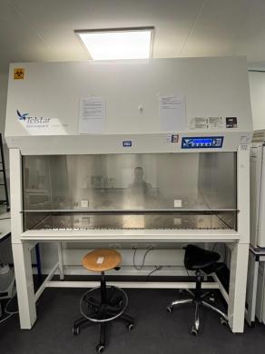 Telstar Bio Vanguard Green Line Biological Safety Cabinet with Front Sash-cover