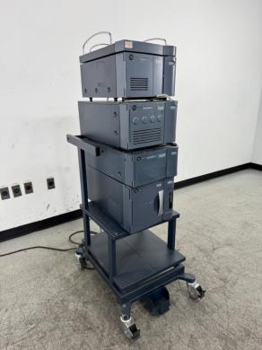 Waters Acquity UPLC System with Binary Solvent Manager and PDA Detector Modules-cover