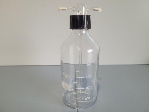 Gas washing bottle with screw cap, graduated, 1.000 ml - Quantity: 11-cover