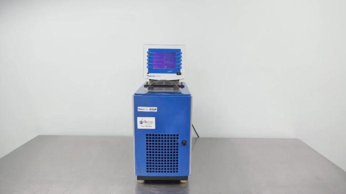 Thermo Fisher Chiller-cover