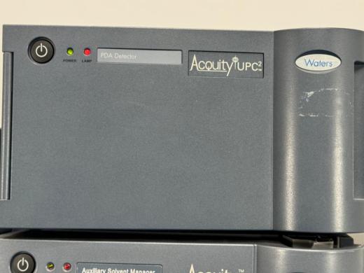 Waters Acquity Ultra-Performance Liquid Chromatography (UPLC) System with Modular Detection and Sample Management-cover