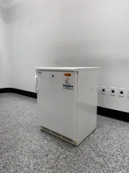 Thermo Under Counter Freezer, 2 of 4
