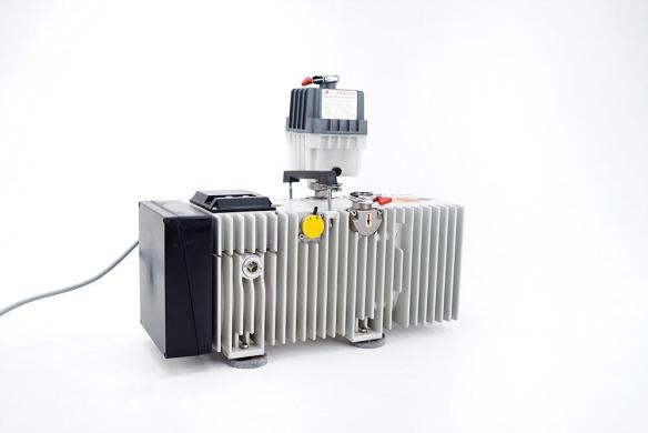 Balzers UNO 016 B Single-Stage Vacuum Pump, 9.5 CFM