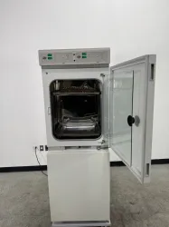 NuAire Autoflow IR Water-Jacketed CO2 Incubator for Cell Culture, 3 of 4