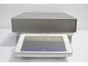 Mettler Toledo XPR16001L High-Capacity Precision Laboratory Balance with 16.1 kg Capacity, 3 of 11