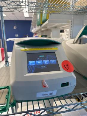 Bio-Rad T100 Thermal Cycler for Precise PCR with 96-Well Plate Compatibility-cover