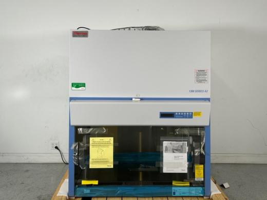 Thermo Scientific 1300 Series A2 4' Class II Type A2 Biosafety Cabinet-cover