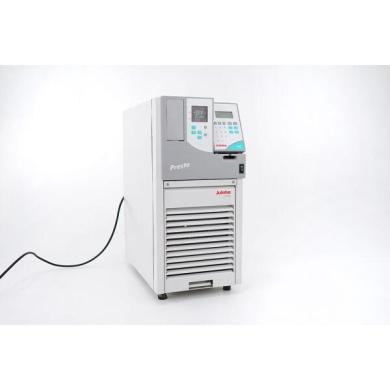 Julabo Presto LH45 High-Dynamic Cooling/Heating Circulator Thermostat –45 to +250°C-cover