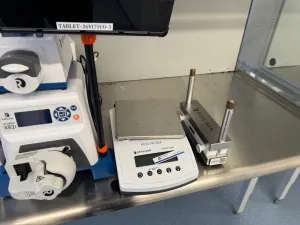 Repligen KrosFlo KR2i Tangential Flow Filtration System with KFCodim2 Software and Integrated Scale, 3 of 4
