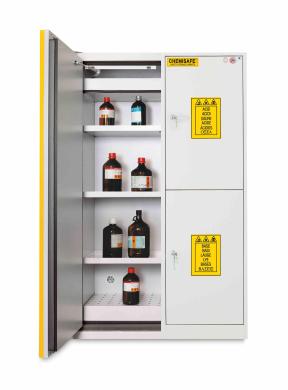 Safety cabinet COMBISTORAGE 3 CHEMISAFE-cover