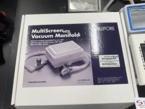 Millipore MultiScreen HTS Vacuum Manifold MSVMHTS00 for 96-Well Filter Plates, 2 of 3