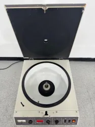 Beckman GS-6KR Refrigerated High-Speed Benchtop Centrifuge, 4 of 4