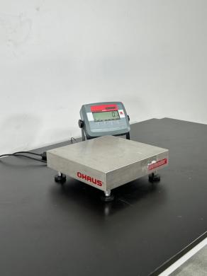 Ohaus Defender 3000 Industrial Weighing Scale-cover
