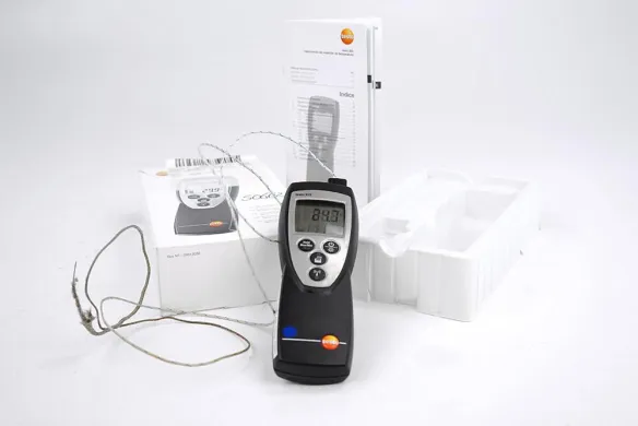 Testo 925 Digital Thermometer, -50 to +300 °C, Type K Sensor, DAkkS