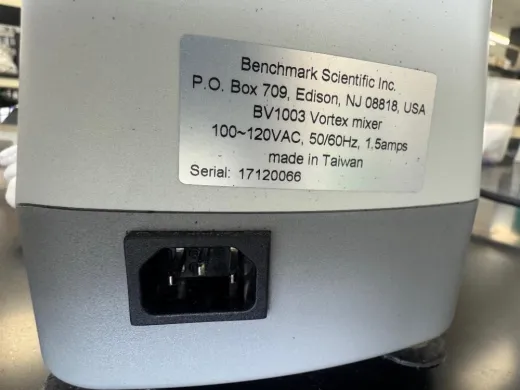 Benchmark Scientific BV1003 BenchMixer V2 Variable-Speed Benchtop Vortex Mixer