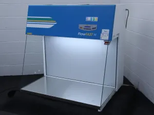 FlowFAST H12 Horizontal Laminar Flow Cabinet, 2 of 9