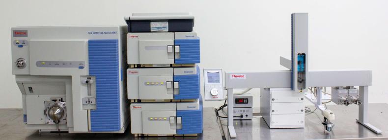 Thermo Transcend LX-1 UHPLC with TSQ Quantum Access MAX Mass Spectrometer-cover