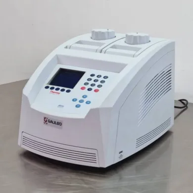 Thermo Scientific Arktik 5020 Dual Thermal Cycler