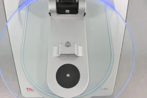 Thermo Scientific NanoDrop One Microvolume UV-Vis Spectrophotometer for DNA, RNA, Protein Quantification, 6 of 22