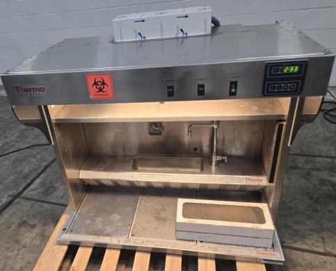 Thermo Scientific Grosslab Junior 9600 Grossing Station for Laboratory Tissue Processing-cover
