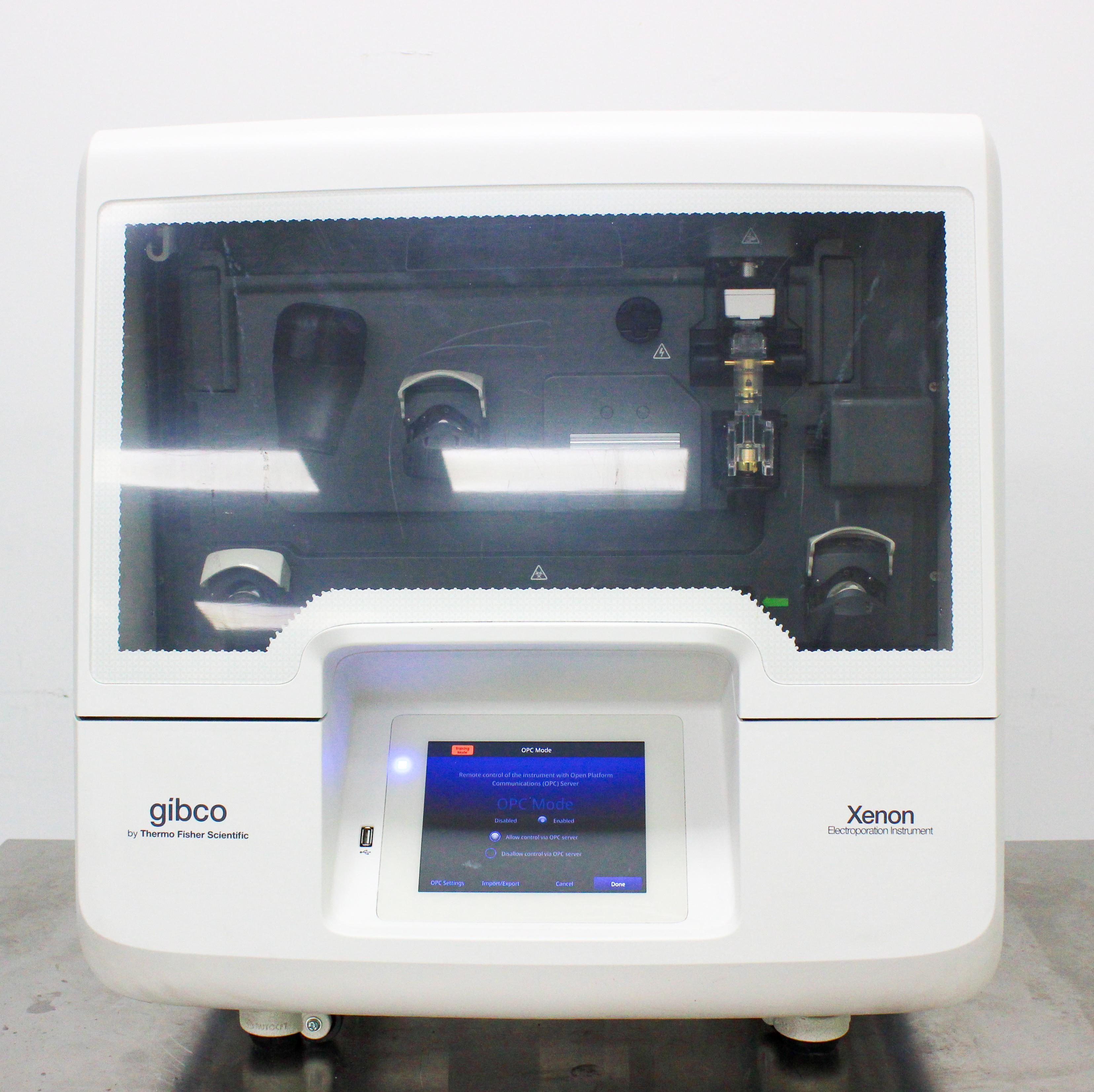 Thermo Scientific Gibco CTS Xenon Electroporation System A50301 for Cell Therapy and Nonviral Gene Editing