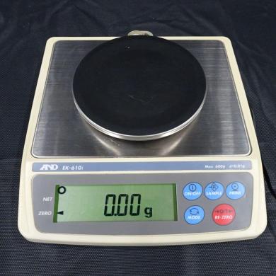 A&D EK-610i Compact Electronic Balance 600g/0.01g Precision Scale-cover
