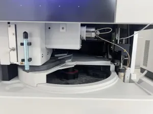 Dionex UltiMate 3000 UHPLC System with Nano Pumps, Autosamplers & VWD Detector, 5 of 14