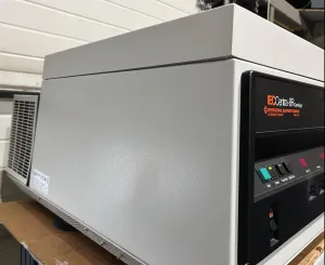 IEC Centra-8R Refrigerated Benchtop Centrifuge with 218 Swing-Out Rotor and Accessories, 15 of 16