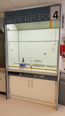 S+B Ecoline 1200 Laboratory Fume Hood with Airflow Protection and Ceramic Worktop-cover