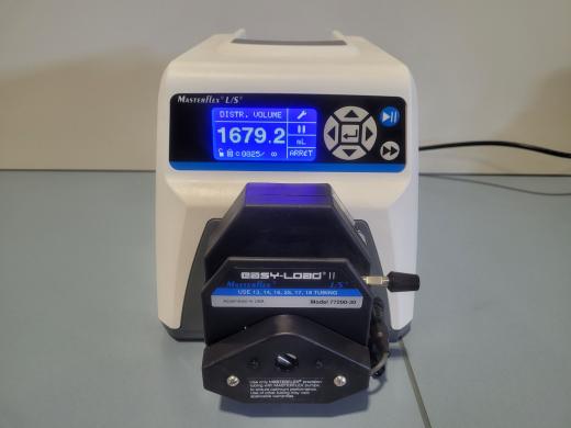 Masterflex peristaltic pump L/S standard digital drives no. 07522-28 with easy load II head 77200-30-cover
