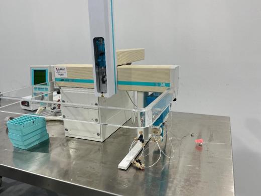 CTC Analytics HTC PAL Automated Robotic Autosampler for HPLC with Peltier Thermostat-cover