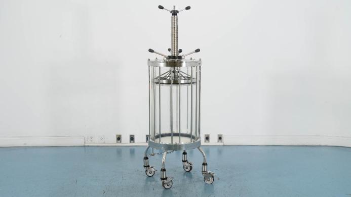 GE BPG 450/750 117 Liter Glass Chromatography Column-cover