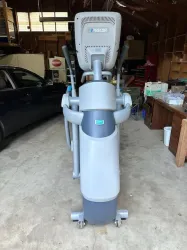 Precor AMT-885 Open Motion Elliptical Trainer with P80 Console, 2 of 7
