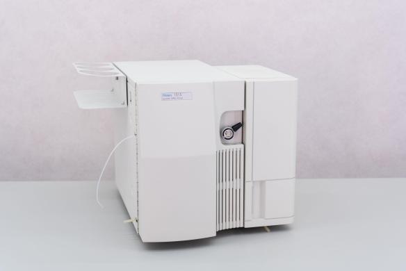 Waters 1515 HPLC pump and Column heater-cover