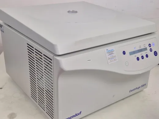 Eppendorf 5804 High-Performance Benchtop Centrifuge for Medium- to High-Throughput Applications