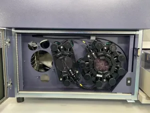 BD FACSAria Flow Cytometry Cell Sorter with Integrated Fluidics Cart, 2 of 4