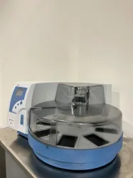 Thermo Scientific KingFisher Flex Automated Magnetic Particle Processor for Nucleic Acid Purification, 2 of 4