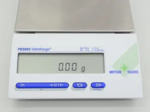 Mettler PB3002 Precision Analytical Balance for Laboratory Weighing, 3 of 3