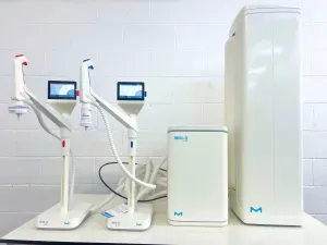 Milli-Q IQ 7005 Laboratory Water Purification System with 100 L Storage and UV Sterilization, 2 of 10