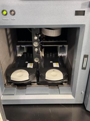 Waters Nano Acquity Automated Sample Manager for Nano LC Applications-cover